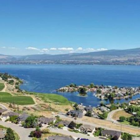 Lake View Yellow House By Winary Resort West Kelowna Ngoại thất bức ảnh