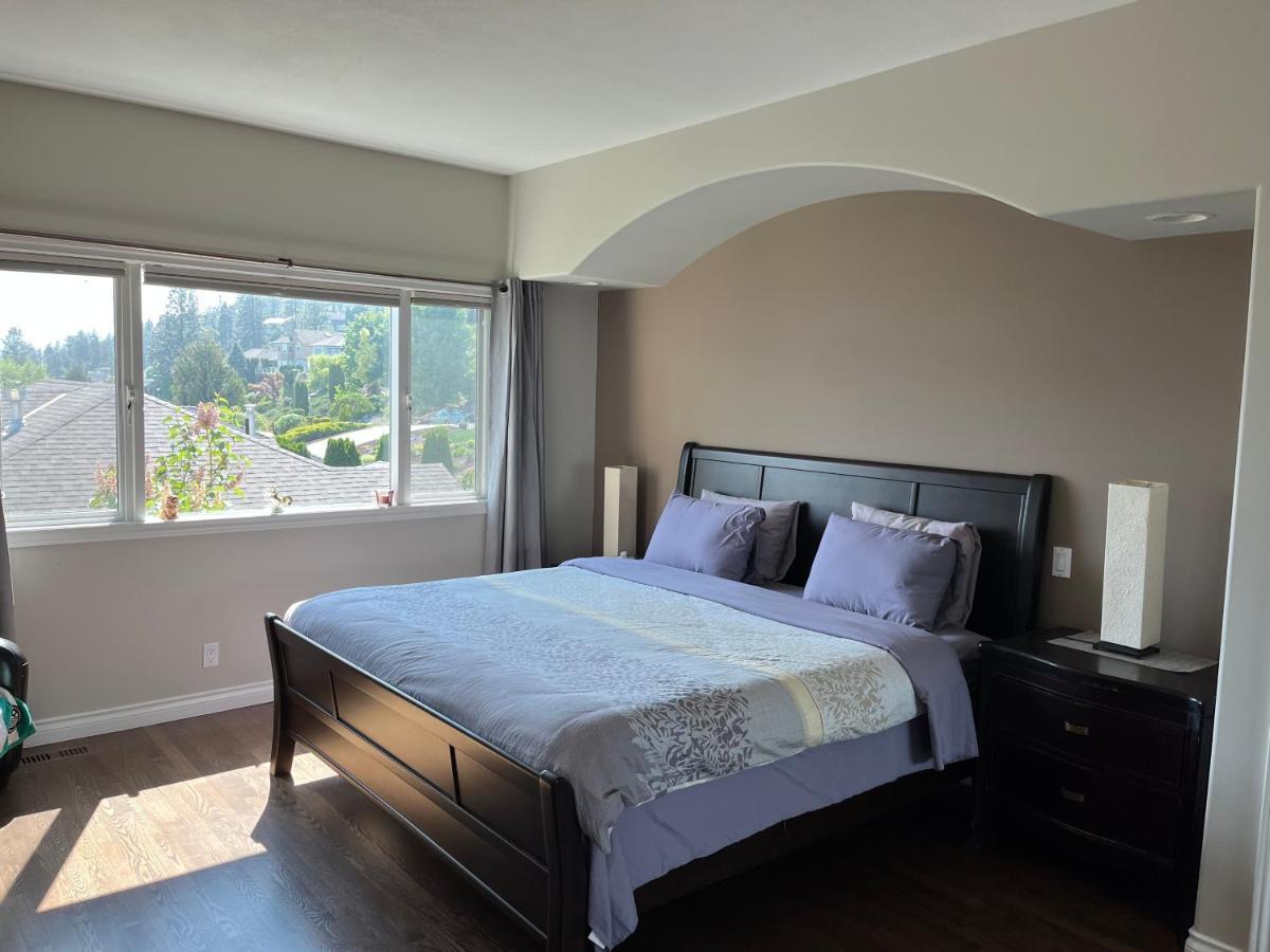 Lake View Yellow House By Winary Resort West Kelowna Ngoại thất bức ảnh